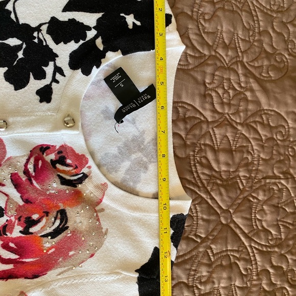 WHBM Cardigan - Picture 6 of 7